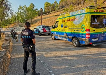 Un motorista es trasladado al Hospital de Cuenca tras salirse de la vía en el camino de San Isidro