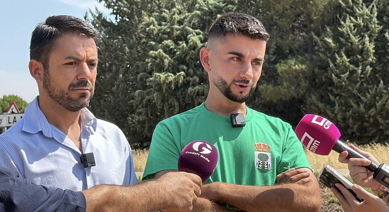 VOX exige disculpas públicas para el alcalde de Robledillo tras ser señalado por el incendio 1 VOX exige disculpas públicas para el alcalde de Robledillo tras ser señalado por el incendio