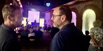 La electrónica hace vibrar el patio del Museo Francisco Sobrino con el debut de Modis