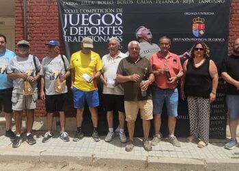 Los juegos tradicionales en Huete reúnen a cerca de 120 jugadores