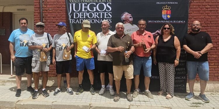 Los juegos tradicionales en Huete reúnen a cerca de 120 jugadores Los juegos tradicionales en Huete reúnen a cerca de 120 jugadores