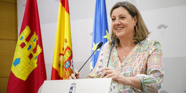 Aprobadas las bases para movilizar 15 millones de euros en apoyo de las pymes en dos nuevos programas del Plan Adelante Aprobadas las bases para movilizar 15 millones de euros en apoyo de las pymes en dos nuevos programas del Plan Adelante