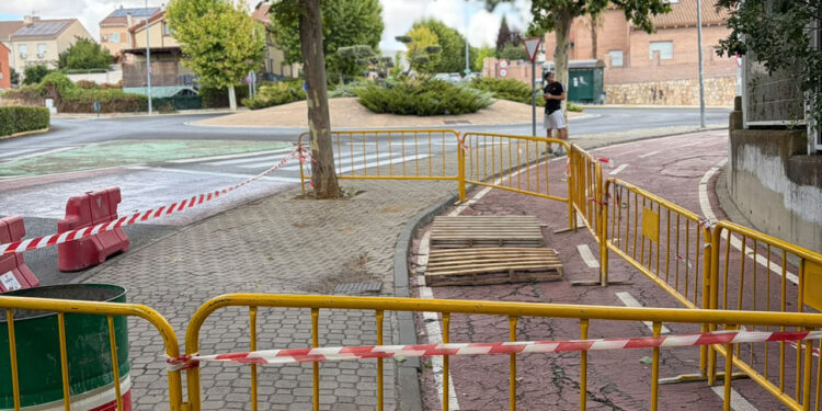 Arranca la mayor operación de reparación de acerados de la historia de Cabanillas del Campo Arranca la mayor operación de reparación de acerados de la historia de Cabanillas del Campo