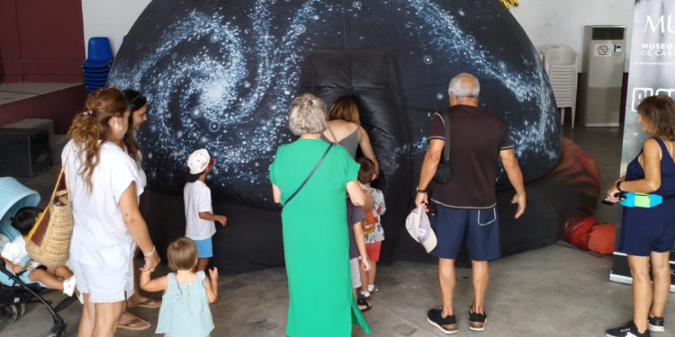 El planetario móvil calienta motores en Chillarón de Cuenca de cara al gran eclipse del 12 de agosto