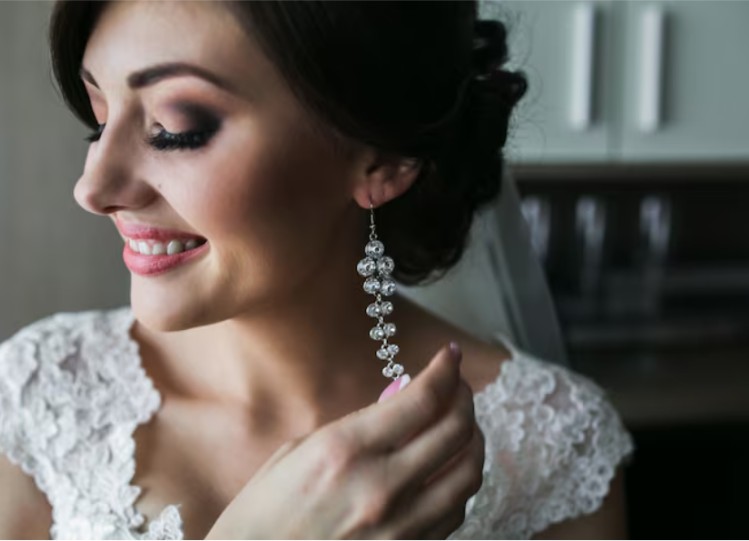 Joyas de novia que completan el look de boda Joyas de novia que completan el look de boda