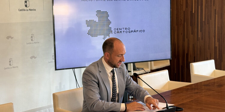 Castilla-La Mancha refuerza la gestión y el conocimiento del territorio con el nuevo Portal del Centro Cartográfico Castilla-La Mancha refuerza la gestión y el conocimiento del territorio con el nuevo Portal del Centro Cartográfico