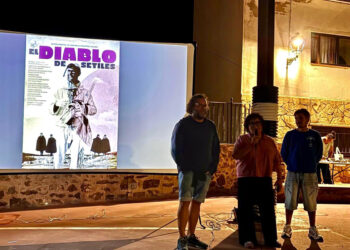 Cine, memoria y tradición se dan cita en Setiles con la exhibición del documental El Diablo y el corto Un lugar donde volver