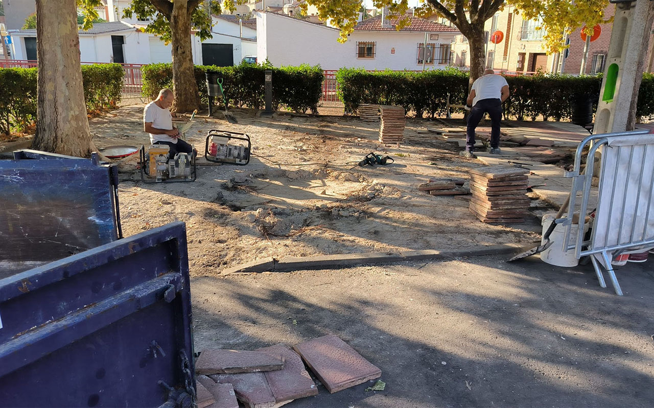 Comienzan las obras de remodelación de la Plaza de la Posada de Cabanillas Comienzan las obras de remodelación de la Plaza de la Posada de Cabanillas