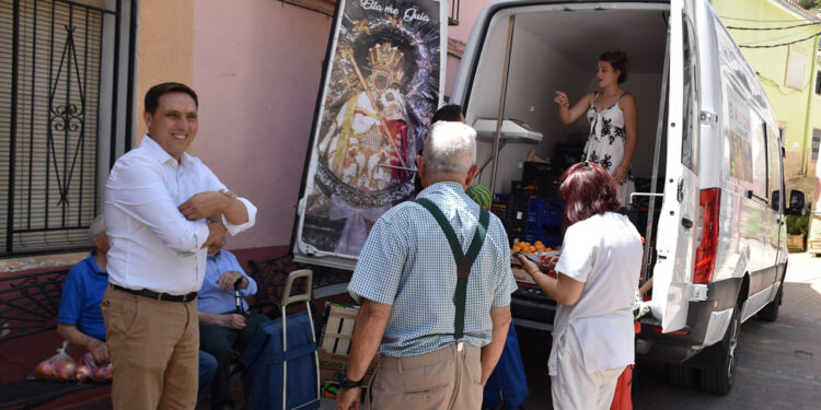 Cuenca dará hasta 2.500 euros a los vendedores ambulantes que abastecen a sus pueblos más pequeños Cuenca dará hasta 2.500 euros a los vendedores ambulantes que abastecen a sus pueblos más pequeños