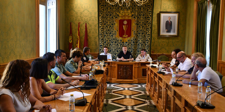 El Ayuntamiento de Cuenca aprueba los planes de seguridad para las Ferias de San Julián 2026 El Ayuntamiento de Cuenca aprueba los planes de seguridad para las Ferias de San Julián 2026