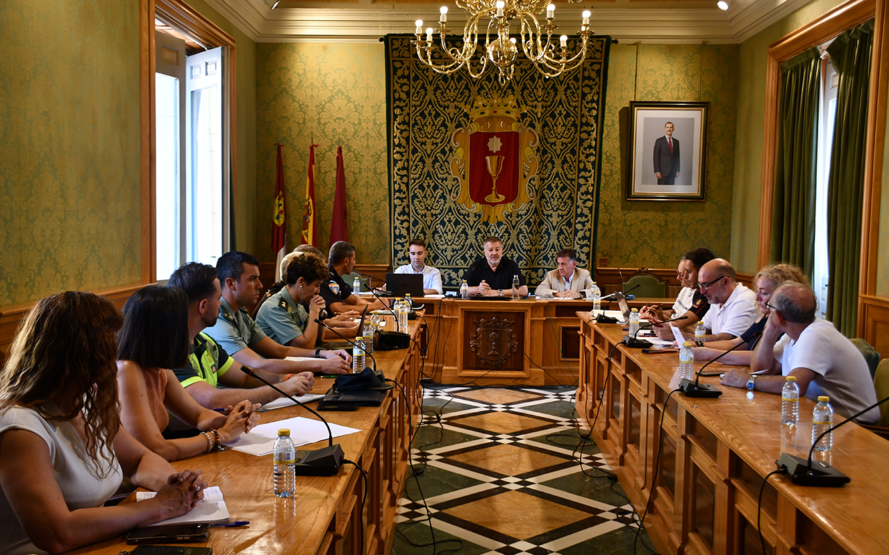 El Ayuntamiento de Cuenca aprueba los planes de seguridad para las Ferias de San Julián 2026 El Ayuntamiento de Cuenca aprueba los planes de seguridad para las Ferias de San Julián 2026