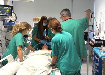 El Hospital de Guadalajara incorpora una endoscopia del sueño para tratar la apnea sin derivar pacientes