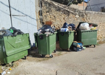 El PP denuncia el colapso de la recogida de residuos en pueblos de la Alcarria conquense tras el cierre de las plantas de transferencia