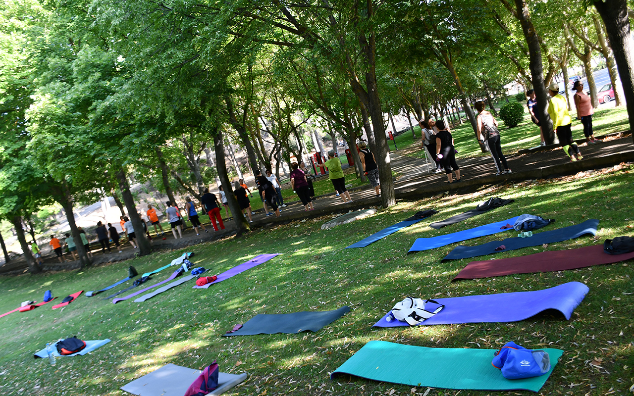 El Verano Deportivo de Cuenca duplica su afluencia con sesiones gratuitas en los parques El Verano Deportivo de Cuenca duplica su afluencia con sesiones gratuitas en los parques