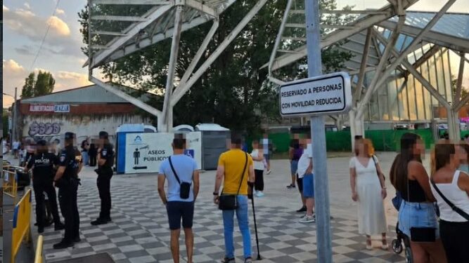 El recinto ferial de Cuenca registra dos traslados al hospital y reparte 142 pulseras infantiles en el sábado de San Julián El recinto ferial de Cuenca registra dos traslados al hospital y reparte 142 pulseras infantiles en el sábado de San Julián