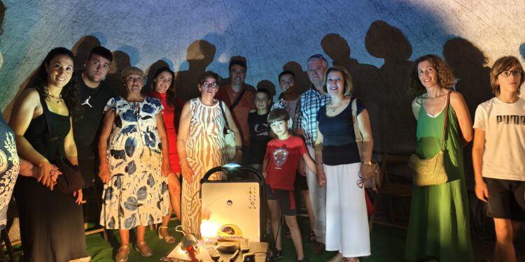 El planetario móvil calienta motores en Chillarón de Cuenca de cara al gran eclipse del 12 de agosto