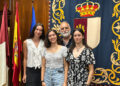 La Junta reconoce el esfuerzo y la excelencia académica de las tres alumnas con las mejores calificaciones de la PAU en Guadalajara