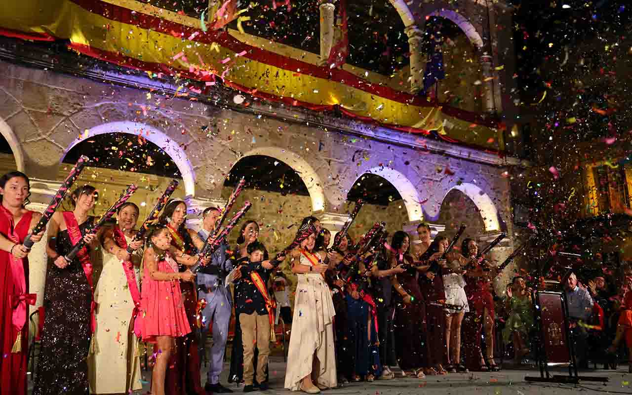 La Rondalla abre San Roque celebrando 75 años de música, tradición y relevo generacional La Rondalla abre San Roque celebrando 75 años de música, tradición y relevo generacional