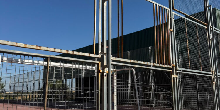 La alcaldesa de Taracena denuncia “la dejadez de Guarinos” y le reclama la reparación de las instalaciones deportivas y parques infantiles La alcaldesa de Taracena denuncia “la dejadez de Guarinos” y le reclama la reparación de las instalaciones deportivas y parques infantiles
