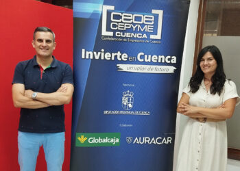 La patronal conquense respalda a ‘Nataly Fox Life Coach’ para impulsar el liderazgo femenino en Cuenca