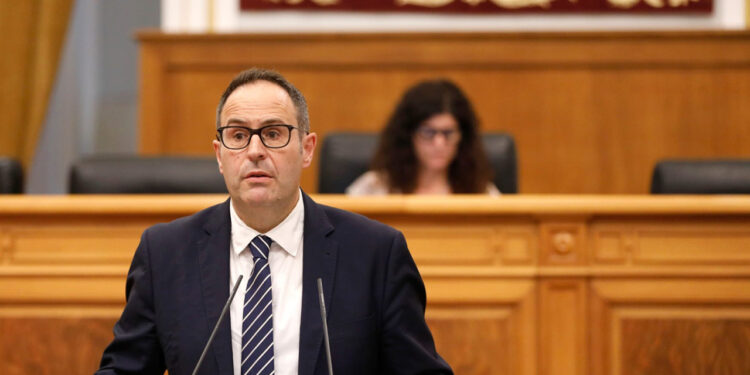 Martín-Buro exige pasar de los discursos a las oportunidades para frenar la despoblación