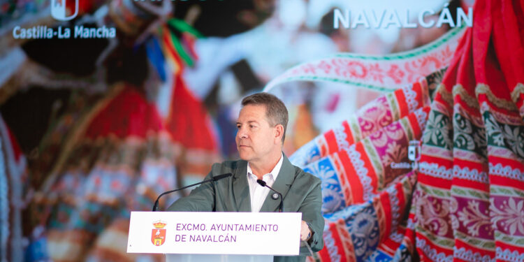 Page avanza que el curso escolar arrancará con cerca de 900 profesores más que el año pasado y anuncia que el anteproyecto de Ley de FP se tomará en consideración el 8 de septiembre Page avanza que el curso escolar arrancará con cerca de 900 profesores más que el año pasado y anuncia que el anteproyecto de Ley de FP se tomará en consideración el 8 de septiembre