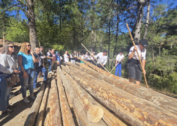 Poveda de la Sierra reivindica en la Fiesta Ganchera el fin del trasvase y agua para el desarrollo del Alto Tajo