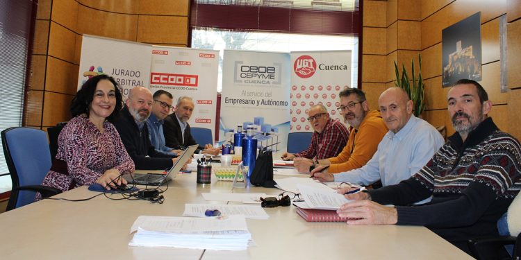 Primera toma de contacto para el convenio de transporte de mercancías de Cuenca: sindicatos y patronal retoman el diálogo