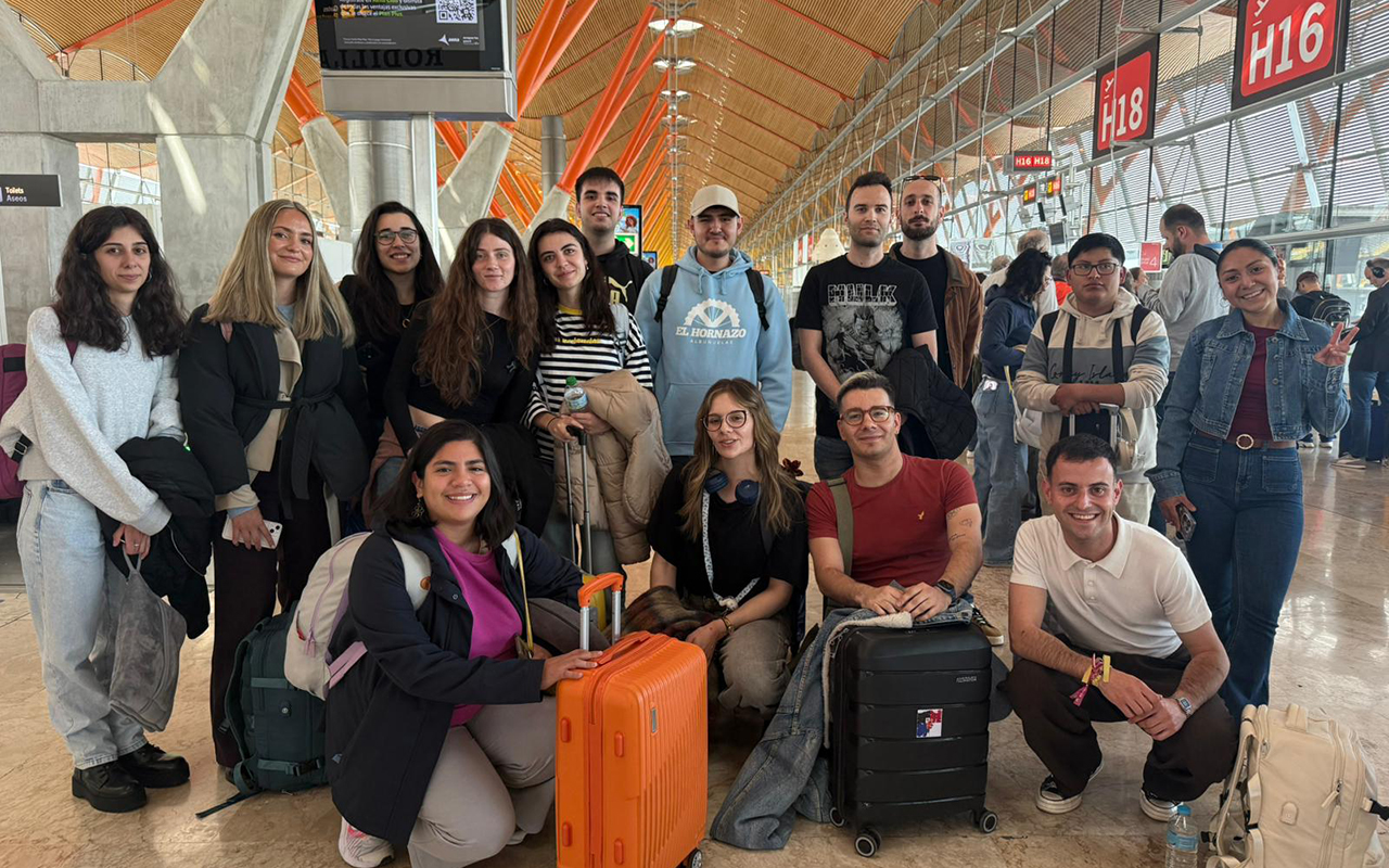 Seis jóvenes titulados de Cuenca completan tres meses de prácticas en empresas de Irlanda y Bélgica Seis jóvenes titulados de Cuenca completan tres meses de prácticas en empresas de Irlanda y Bélgica