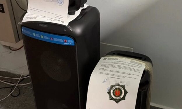 Una docena de intervenciones por ruidos, tráfico y desprendimientos moviliza a la Policía en Cuenca Una docena de intervenciones por ruidos, tráfico y desprendimientos moviliza a la Policía en Cuenca