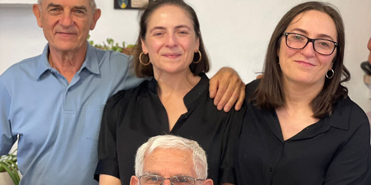 Las Majadas despide a don Toribio tras casi 43 años al frente de su parroquia