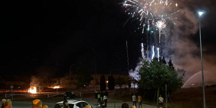 Se encendieron los Fuegos Artificiales san Julián 2026