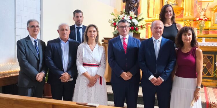 Ana Guarinos participa en la misa y procesión de San Roque en Iriépal y acompaña a los vecinos en el día grande de sus fiestas Ana Guarinos participa en la misa y procesión de San Roque en Iriépal y acompaña a los vecinos en el día grande de sus fiestas