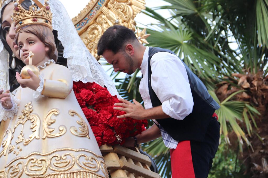 El Ayuntamiento de Tarancón y la Comisión de Festejos invitan a participar en la ofrenda a las peñas mayores de los últimos 30 años