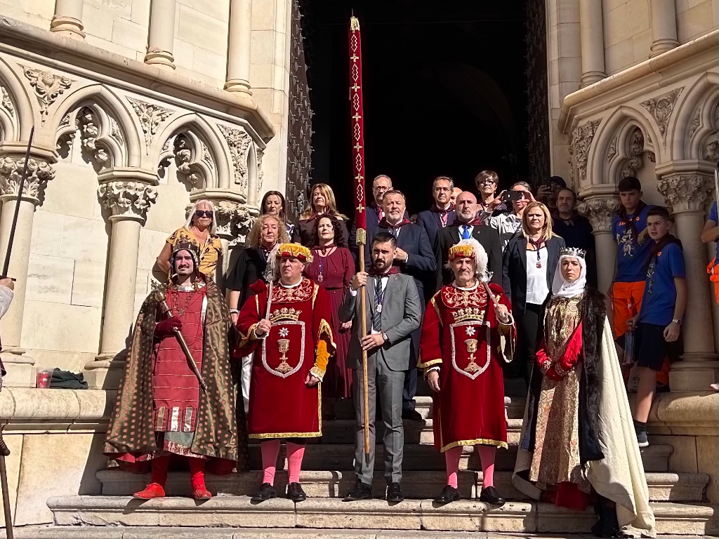 El Ayuntamiento de Cuenca custodia ya el Pendón de Alfonso VIII tras su traslado desde la Catedral El Ayuntamiento de Cuenca custodia ya el Pendón de Alfonso VIII tras su traslado desde la Catedral