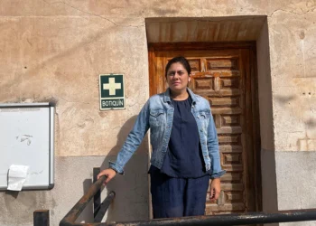 Bea Jiménez denuncia que los vecinos de Mohorte llevan «más de 1.000 días» sin consultorio médico ni centro social