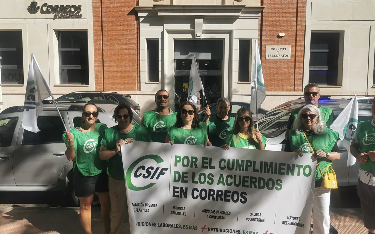 CSIF inicia movilizaciones en las oficinas de Correos de Cuenca y Guadalajara por el déficit crónico de plantilla CSIF inicia movilizaciones en las oficinas de Correos de Cuenca y Guadalajara por el déficit crónico de plantilla