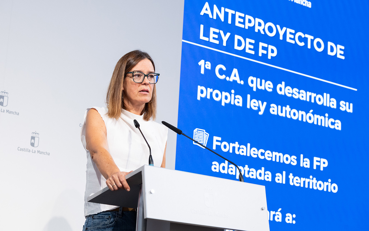 Castilla-La Mancha, más cerca de aprobar una nueva ley de Formación Profesional, pionera, flexible, inclusiva y adaptada al territorio Castilla-La Mancha, más cerca de aprobar una nueva ley de Formación Profesional, pionera, flexible, inclusiva y adaptada al territorio