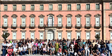 Cerca de 70 vecinos de Málaga del Fresno visitan el Palacio Real de Riofrío y la localidad de Pedraza