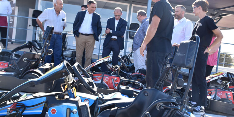 Chillarón estrena un circuito de karting de 800 metros con el impulso del programa Integra de la Diputación Chillarón estrena un circuito de karting de 800 metros con el impulso del programa Integra de la Diputación