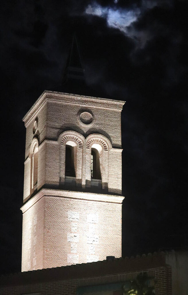 Comienzan las obras de restauración del acceso al campanario de la Iglesia de Cabanillas del Campo 1 Comienzan las obras de restauración del acceso al campanario de la Iglesia de Cabanillas del Campo