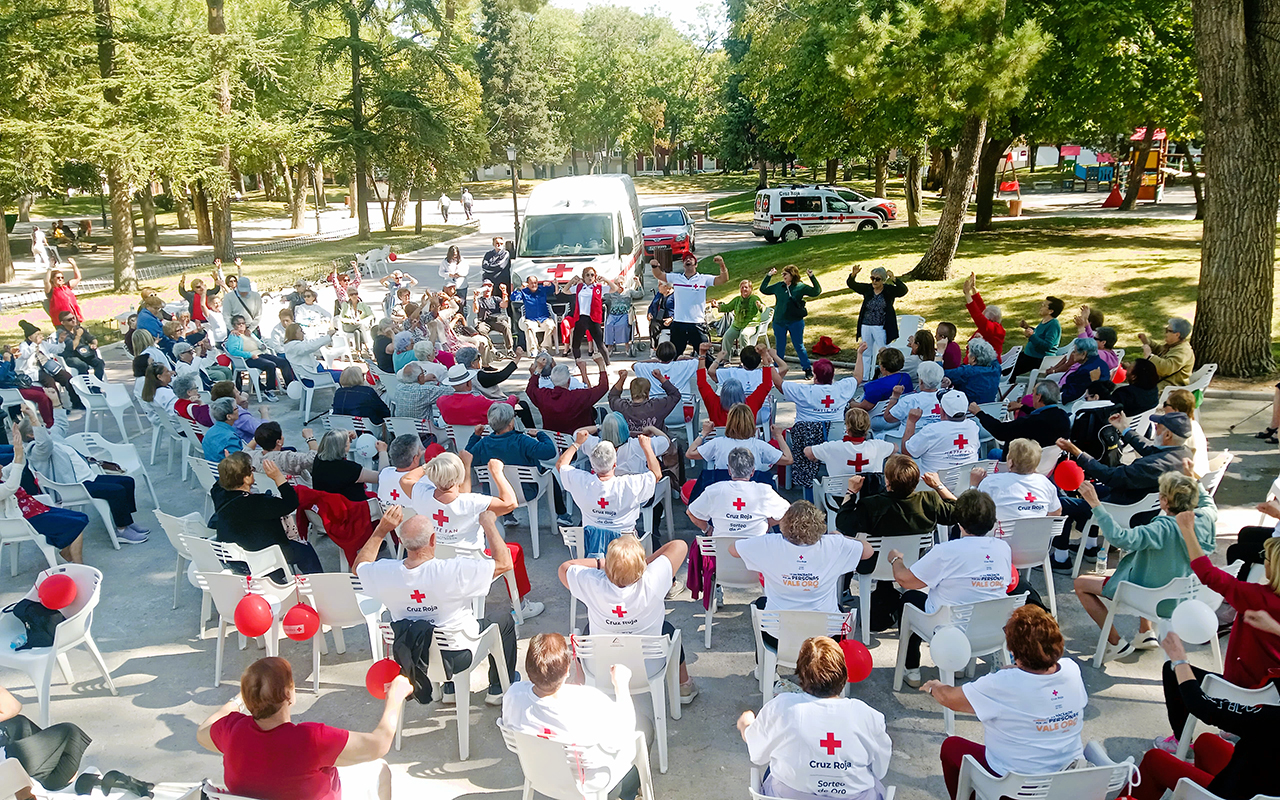 Cruz Roja moviliza a mayores de ocho comarcas de Guadalajara en el Parque de La Concordia con motivo de su día internacional Cruz Roja moviliza a mayores de ocho comarcas de Guadalajara en el Parque de La Concordia con motivo de su día internacional