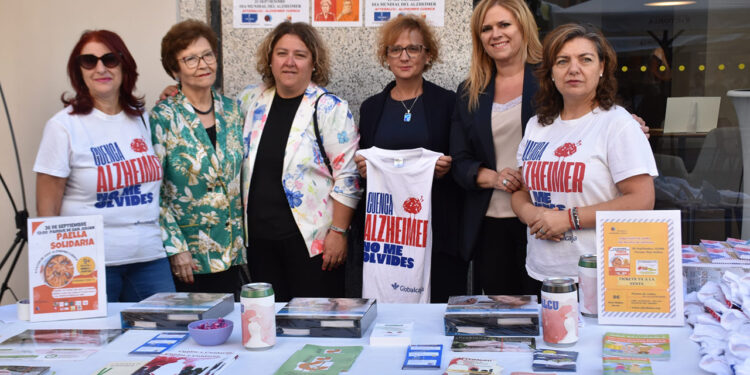 Cuenca refuerza la atención a familias con Alzheimer con 34.000 euros en cinco municipios Cuenca refuerza la atención a familias con Alzheimer con 34.000 euros en cinco municipios