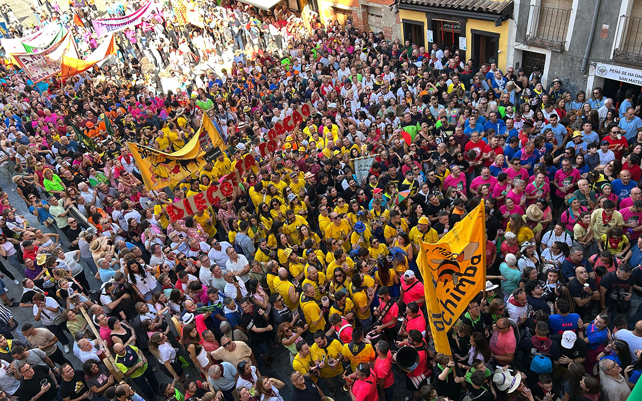 Cuenca sube al Casco Antiguo para abrir San Mateo con el pregón de Álvaro Guijarro Cuenca sube al Casco Antiguo para abrir San Mateo con el pregón de Álvaro Guijarro