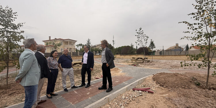 Diecisiete municipios de la Sierra Media y la Mancha Alta conquense reciben 450.000 euros para modernizar instalaciones y servicios públicos Diecisiete municipios de la Sierra Media y la Mancha Alta conquense reciben 450.000 euros para modernizar instalaciones y servicios públicos