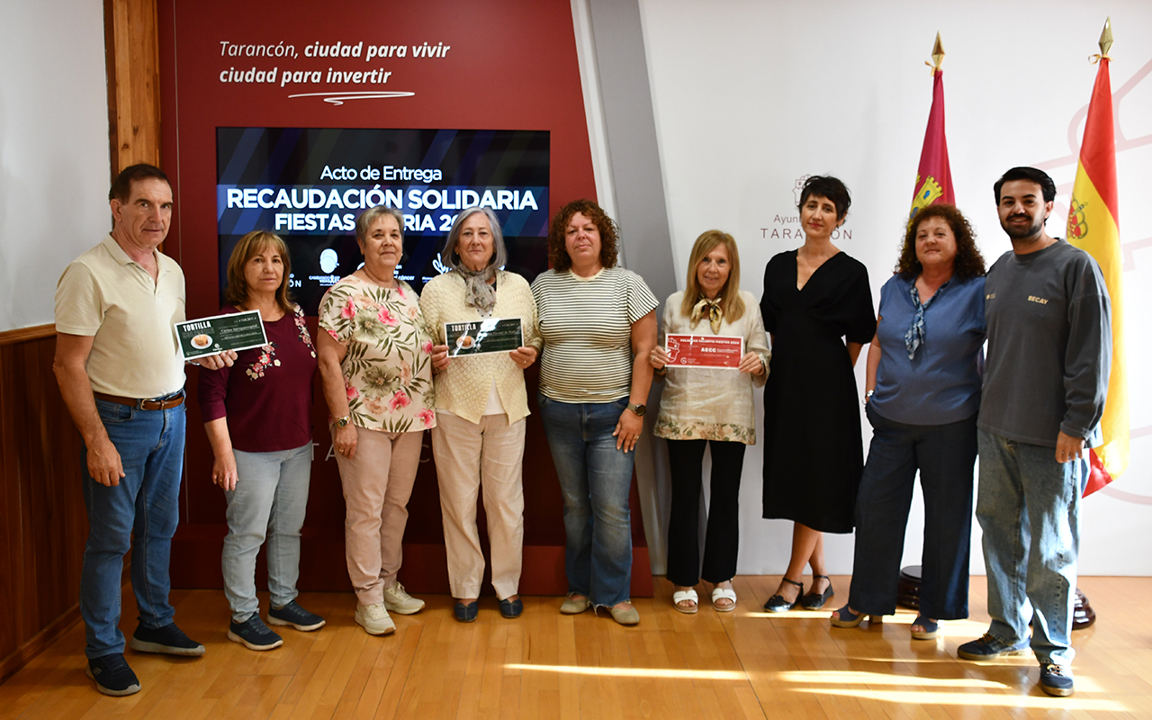 El Ayuntamiento de Tarancón entrega 2.787 euros recaudados en las actividades solidarias de las Fiestas Patronales El Ayuntamiento de Tarancón entrega 2.787 euros recaudados en las actividades solidarias de las Fiestas Patronales
