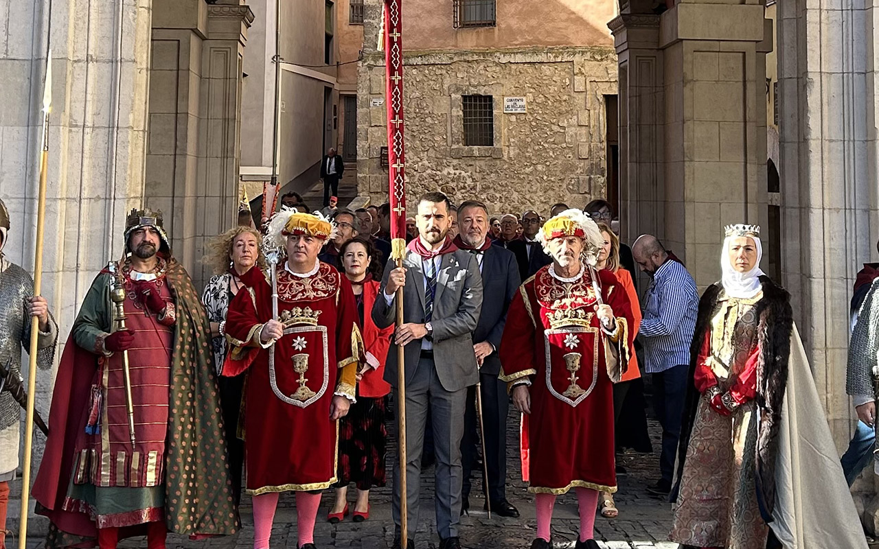 El Día de San Mateo comienza con la devolución del Pendón de Alfonso VIII a la Catedral El Día de San Mateo comienza con la devolución del Pendón de Alfonso VIII a la Catedral