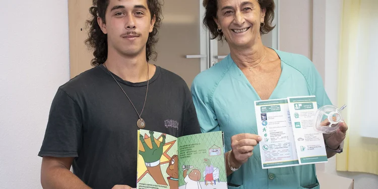 El Hospital de Guadalajara entrega 400 cuentos para reducir la ansiedad quirúrgica infantil El Hospital de Guadalajara entrega 400 cuentos para reducir la ansiedad quirúrgica infantil