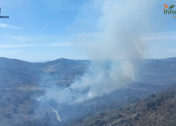 Controlado el incendio forestal de Corralejo en El Cardoso tras una intensa ofensiva aérea en la Sierra Norte