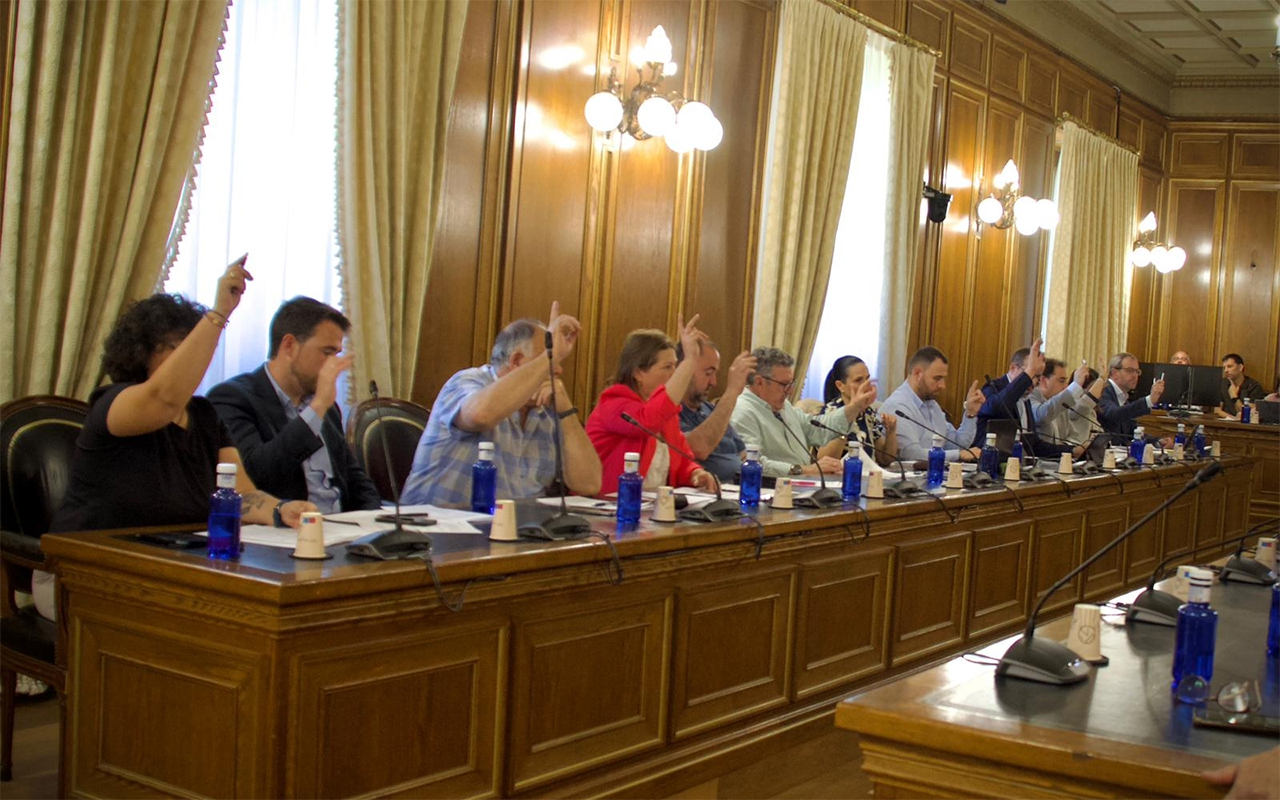El PP logra la unanimidad de la Diputación de Cuenca para mejorar el abastecimiento de agua en la Alcarria y abre una declaración conjunta sobre Ceuta El PP logra la unanimidad de la Diputación de Cuenca para mejorar el abastecimiento de agua en la Alcarria y abre una declaración conjunta sobre Ceuta